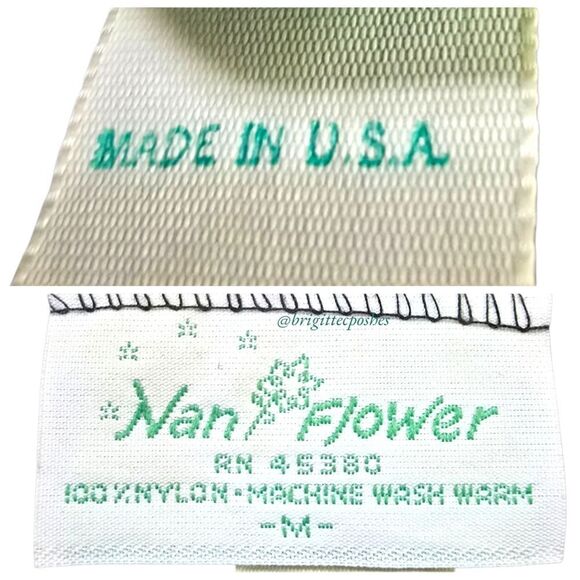 VINTAGE Black Lace Lingerie With Black Lace Fingerless Gloves And Garter - Picture 9 of 9